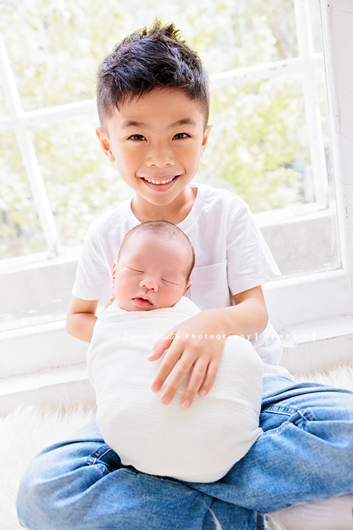 Renee媽麻新生兒寫真