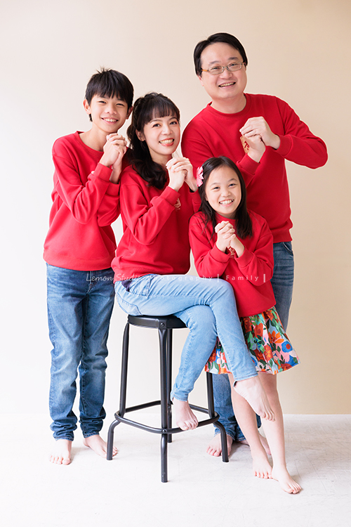 Kristy媽麻一家全家福