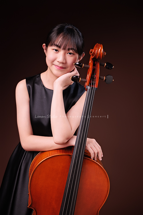 Lucie大提琴寫真